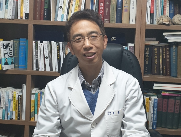 [인터뷰] 최용석 민제한의원 원장 의료봉사, 의료인이라면 마땅히 해야 할 일이죠