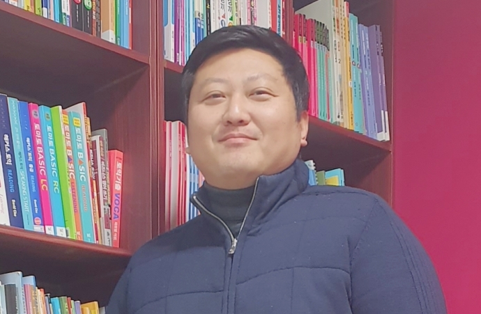 [사람in] 왕건 더나눔교육 대표이사 언어, 교육은 권리. 그 마음으로 교육하고 있습니다