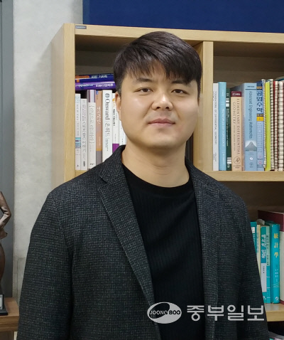 [사람in] 김장현 안양학원연합회 저소득가정 학생들을 위한 교육 기회 확대 필요