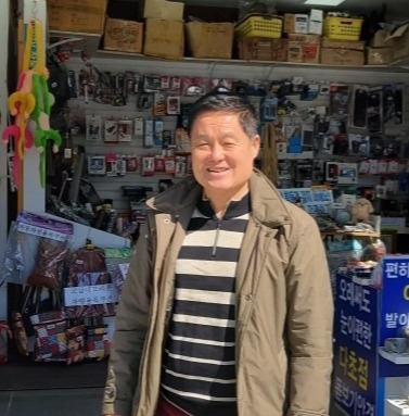 [사람in] 김만연 하이숍 협동조합이사장 고속도로 휴게소 제품들을 국내 중소기업제품 위한 거대 시장으로 만들어야