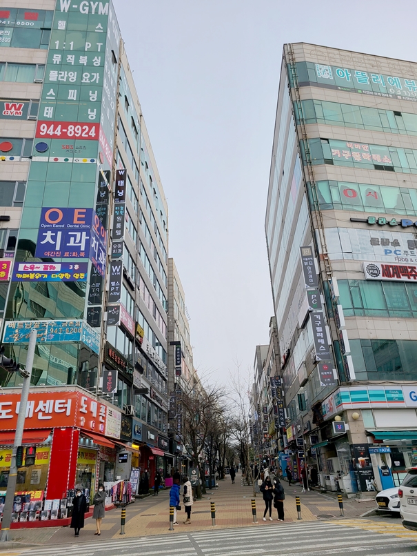 [e파주소식] 청소년 문화거리 조성…파주시, 금릉 로데오거리 간판개선사업 완료