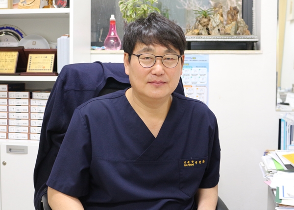 [사람in] 이천환 한사랑병원 병원장 전국 유일 3회 연속 외과전문병원 선정 일등공신