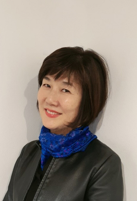 [人터뷰] 최경자 화가 코로나19 시국에도 전시장 찾아주시는 관람객분들 감사하죠