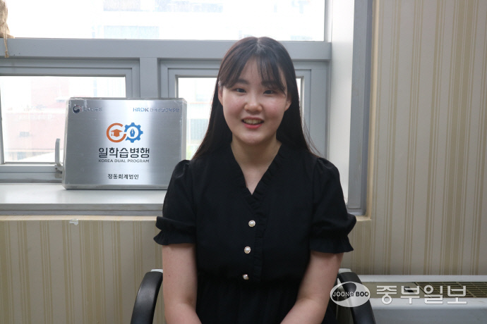 [도제학교를 가다] 남들보다 앞서가는 기회… 삼일상고 졸업 문혜민 정동회계법인 대리