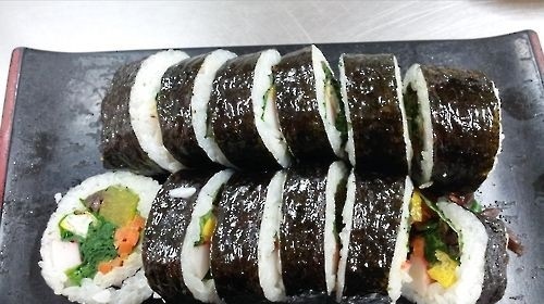 파주서도 김밥집 고객 10여 명 식중독 증세…보건당국 조사 나서