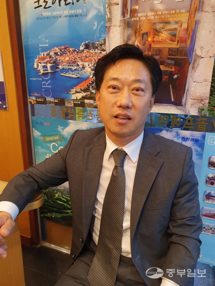 [사람in] 김정한 (주)대한여행사 사장 중소 여행사 생존 위한 온라인·모바일 플랫폼 절실