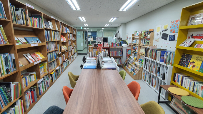 [우리동네 책방여행] 좋은 그림책 자신있게 추천해드려요… 광주 근근넝넝