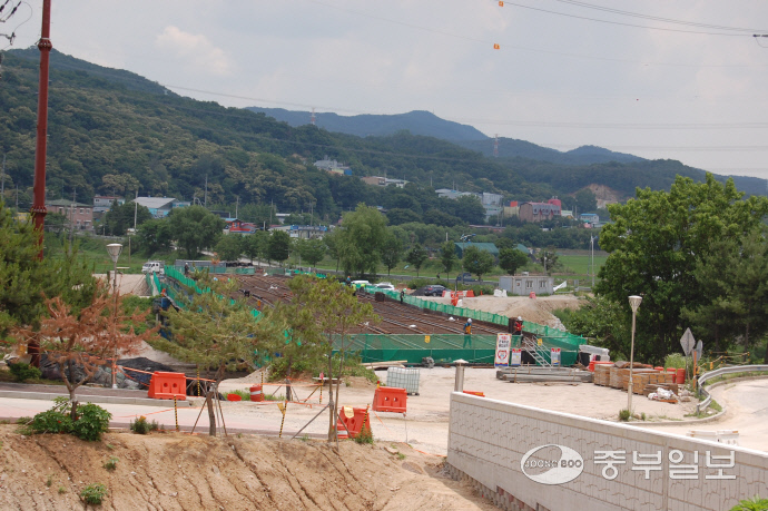 국비 살렸지만…포천에코그린산단 진입로 공사, 당장 돈 없어 못한다