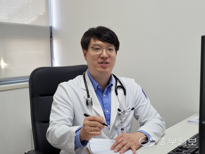 [사람in] 손성열 광주성심요양병원 원장 환자 부모님처럼 모셔 포근한 요양병원 만들겠다