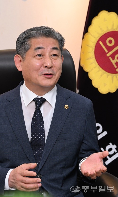 정해권 인천시의회 후반기 의장 의원들가 소통 강화·300만 시민 위한 정책 펼칠 것
