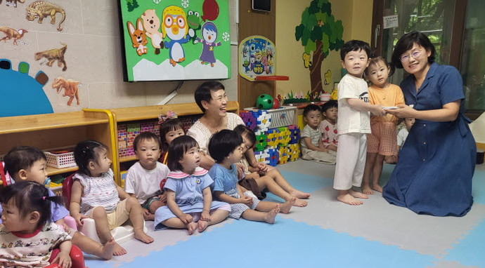 의왕시 칼비테어린이집, 아나바다 나눔 장터 수익금 전액 기부