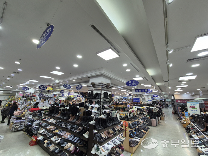 [MZ전통시장, 여기요 여기] 청년몰과 함께 시너지 UP! 복합형 쇼핑공간으로 성장하는 안산 다농마트
