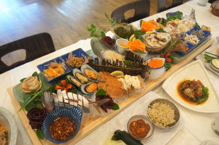 JTBC 오아시스 방영 맛집, 서귀포 다미진횟집