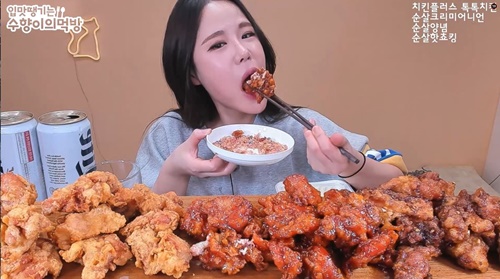 치킨플러스 톡톡치킨 유튜브 신메뉴 리뷰 콘텐츠로 인기 UP