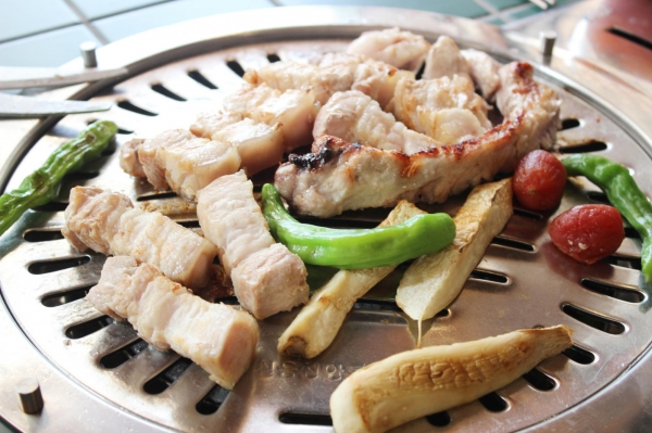 구디 맛집 웃고있소 주목받는 고기집