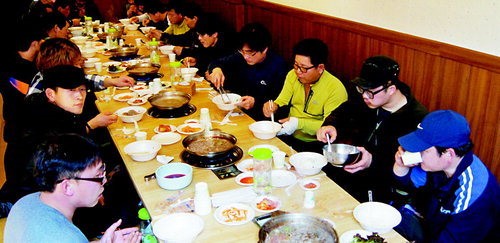 환경관리원에 9년째 온정
