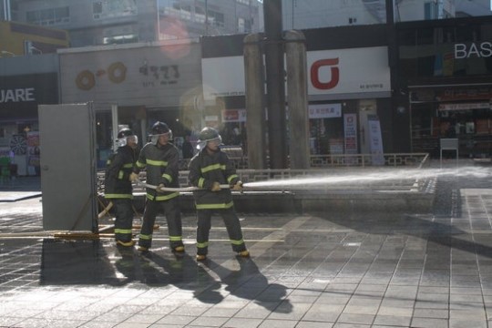 롯데영플라자 청주점 소방경진대회 실시