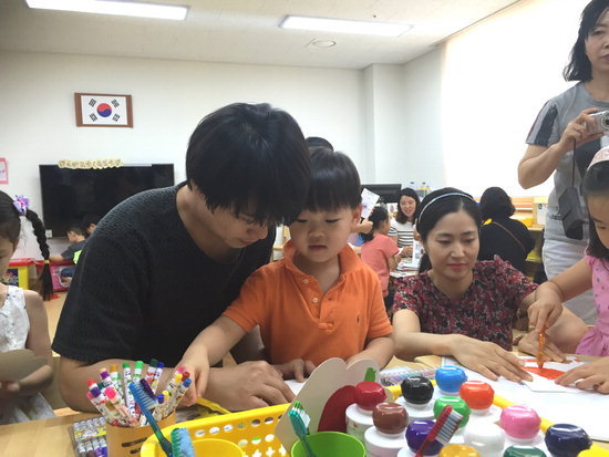 초롱별유치원, 학부모 참여 수업 큰 인기