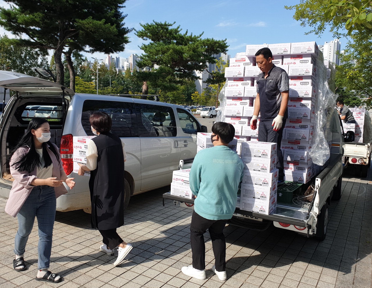 농가마트, 추석 맞아 천안시에 사랑의 라면 나눔
