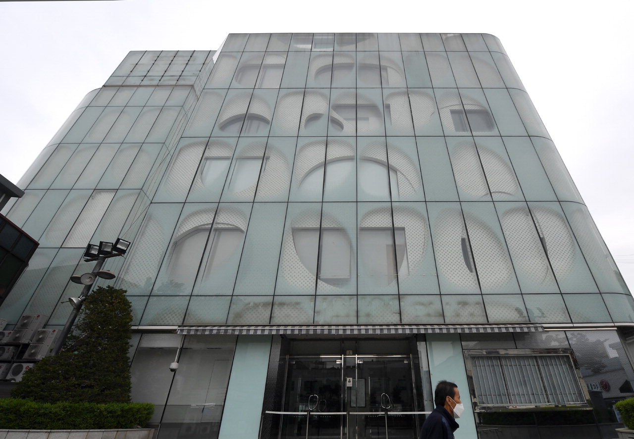 롯데영플라자 청주점, 폐점 1년째 방치