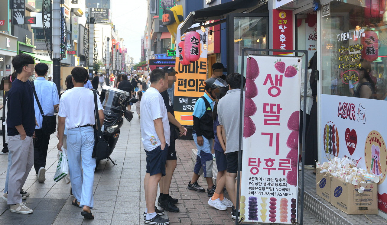 탕후루 뜨고 뚱카롱 지고… 변하는 1020 디저트 트렌드