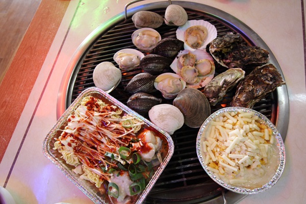 제부도 맛집 ‘선창횟집’, 바다 석영을 보며 음미하는 조개구이