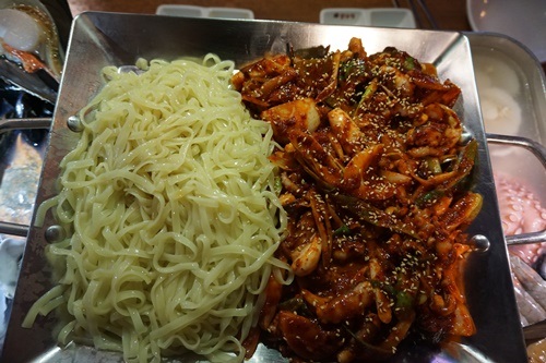 강릉주문진맛집 영진댁, 푸짐한 대왕철판 판매