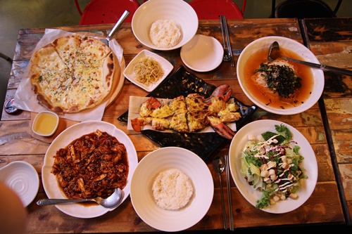 수원역 맛집 더식당, 다양한 메뉴로 푸짐하게 한끼 식사 할 수 있어