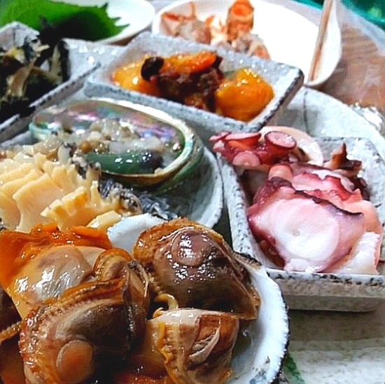  통영술문화가 녹아있는 다찌문화의 중심 울산다찌집