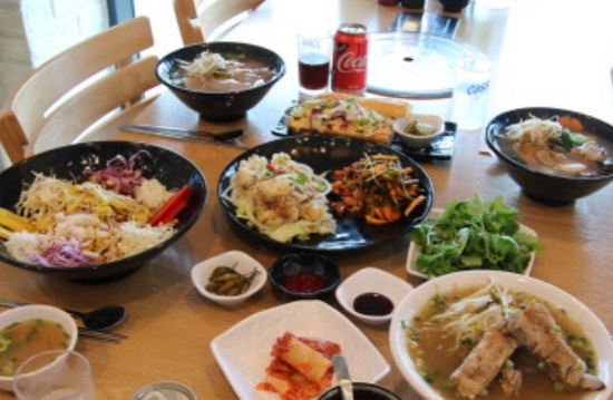 제주도 서귀포 맛집 ‘제주면가 서귀포점’ 해물 샤브샤브와 고기국수의 진한 맛이 일품