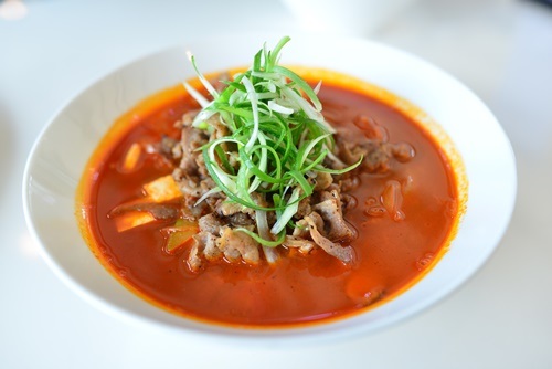 제주 쇠소깍 맛집 ‘이루후제’, 제주 현지인들도 즐겨 찾는 흑돼지 하간거 짬뽕 등 로컬 맛집