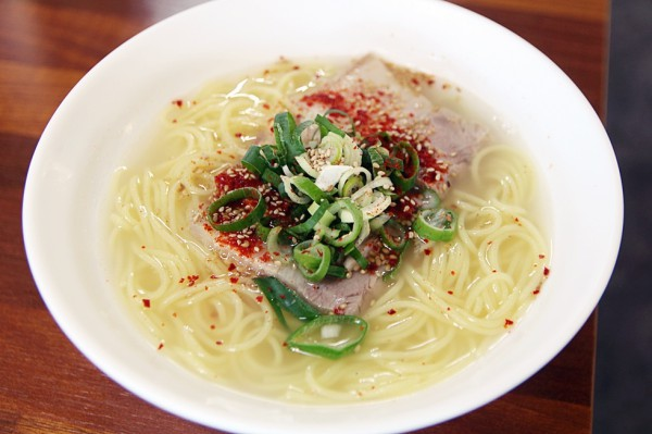 점심식사로 방문하기 좋은 서귀포 고기국수 맛집 ‘솔동산고기국수’