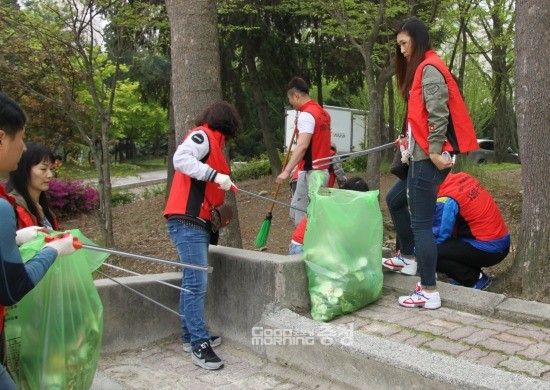 대전체육회 스포츠7330 자원봉사단 공공체육시설 환경정화