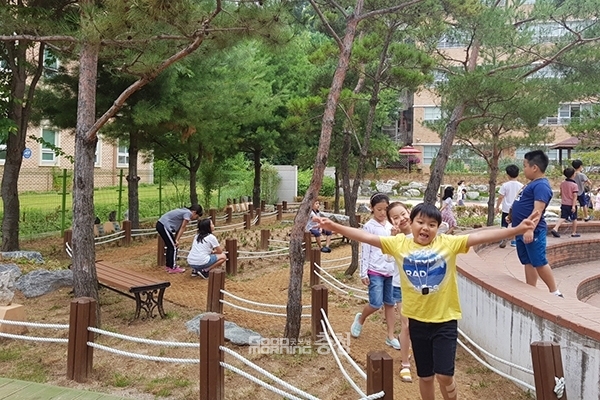 충남 학교공간혁신 사업, 감성꿈틀 사업으로