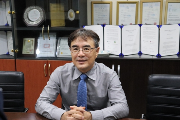 기술 한국 이끄는 강소기업, 일강케이스판