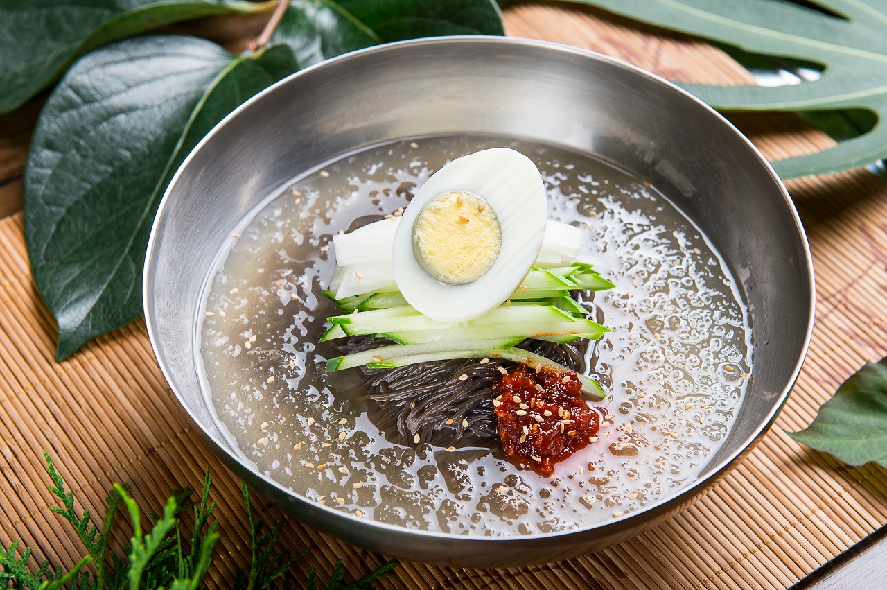 [정덕재 콩트, 살다보면…] 따로따로 먹을까요