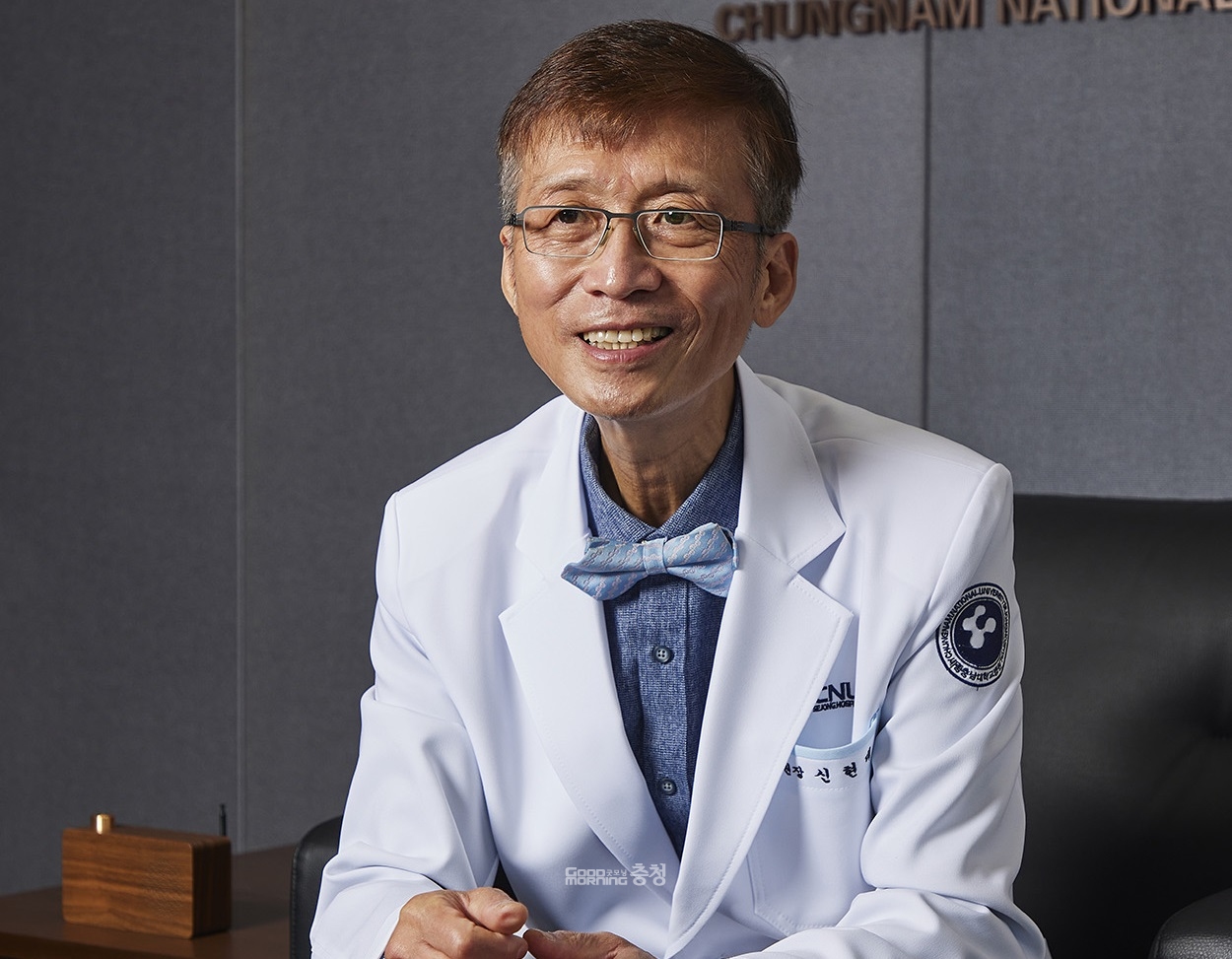 신현대 원장 차별화된 서비스로 세종의 의료 버팀목으로 성장