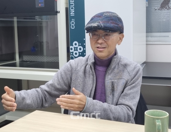 굳지 않고 말랑말랑한 떡으로 K-푸드 세계화 이끈다