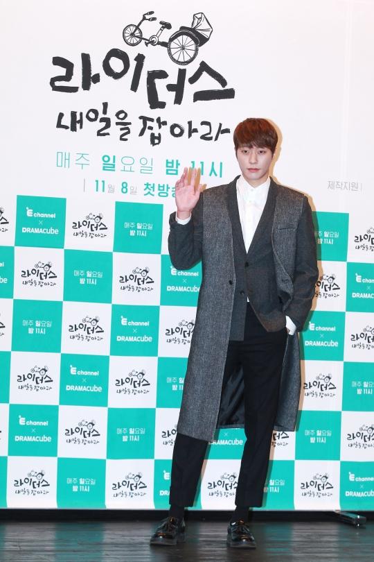 [포토] 라이더스 최민, 달관세대 연기 기대하세요