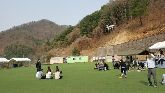 드론 띄운 한양사이버대 광고미디어학과… 온·오프라인 블렌디드 캠퍼스로 변신