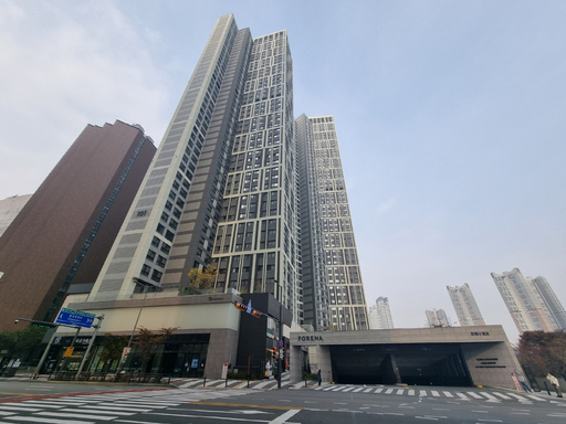[아파트의 미학(美學)] 포레나 광교 “전 세대 호수공원 조망 가능한 주상복합”