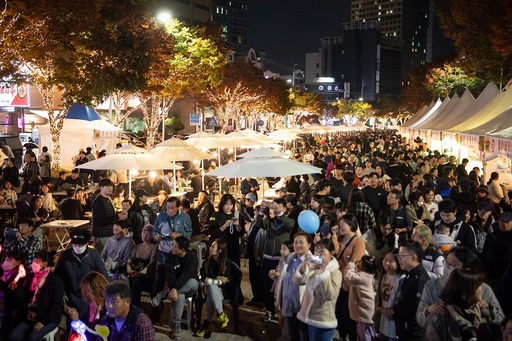 구미 대표축제로 자리잡은 구미푸드체스티벌...15만 명의 인파 몰려