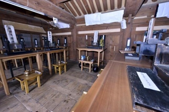 경북도내 향교중 유일하게 600년전 건립당시 위패 그대로 보존