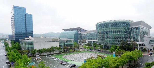 엑스코, 인터불고호텔·패션센터 합친다