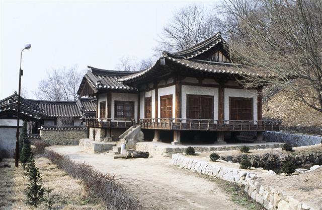 문 대통령 안동 임청각은 노블레스 오블리주의 상징