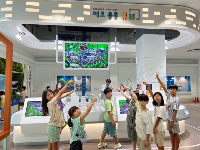 코오롱인더스트리  김천1공장 ‘에코 롱롱 큐브_김천’   큰 인기 , 1월부터 1천600명 찾아