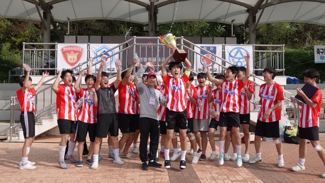 달성군 중등축구리그 왕선중 우승