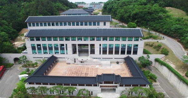 한국국학진흥원, Prompt-er : AI와의 대화 웹진 발행