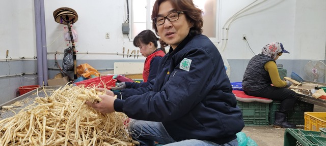 (이 동네 이 사람) 영주 소백산특산물영농조합 김용철 대표