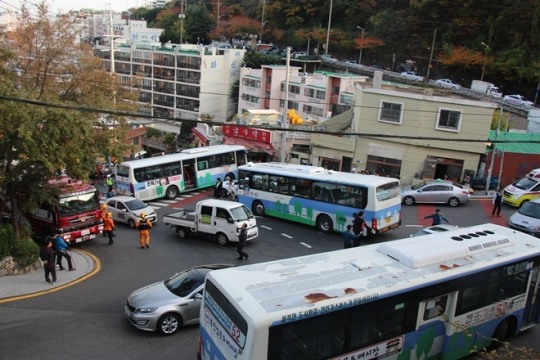 부산 초량동 금수사 삼거리 시내버스 교통사고